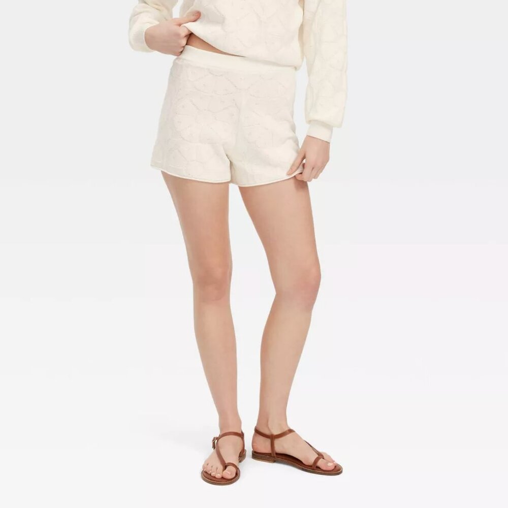 Roller Rabbit x Target - Daisy Floral Embossed Drawstrings Shorts Cream - L